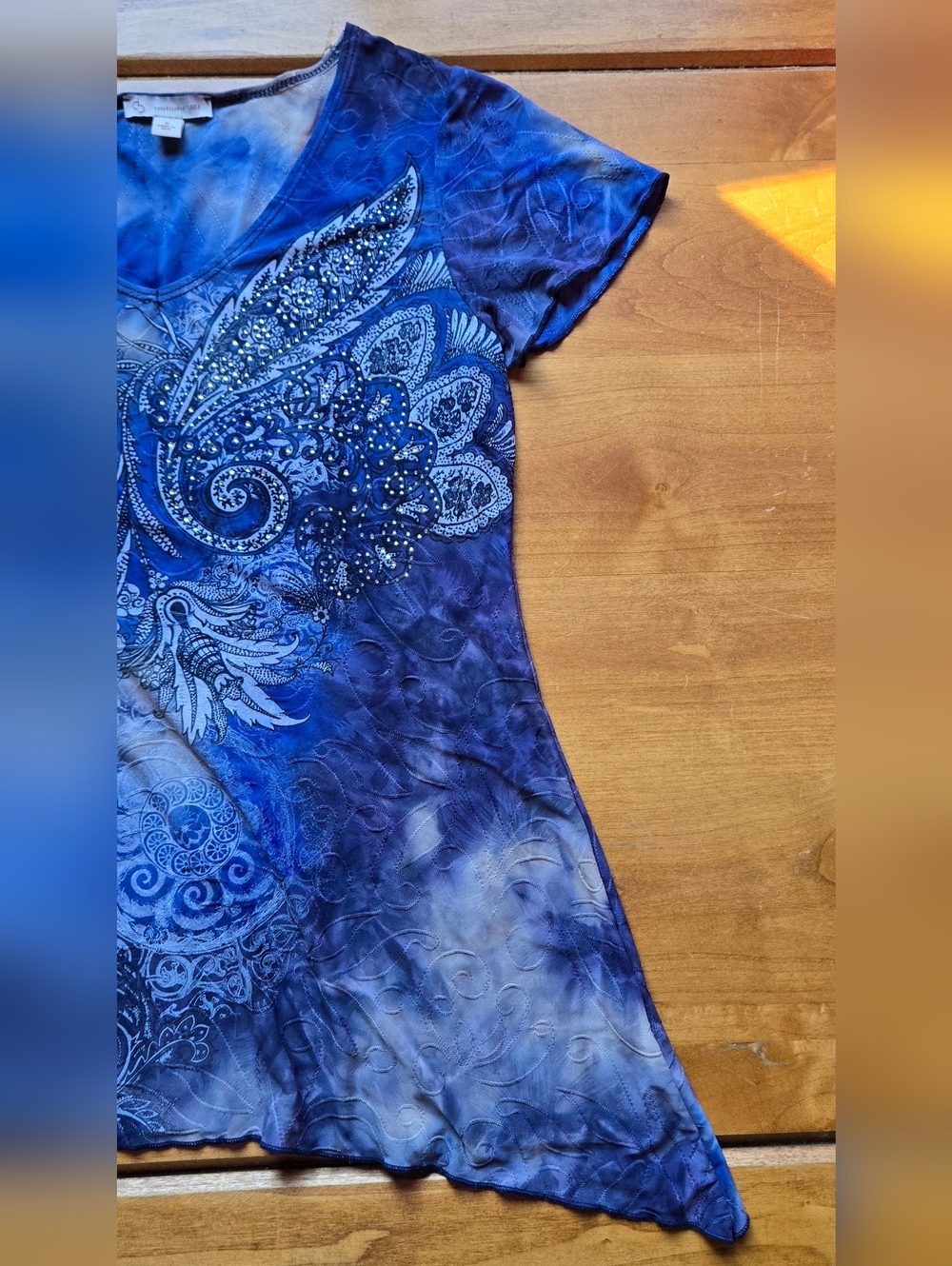 Christopher & Banks Blue Paisley Embellished Top Asymmetrical Hem Size Small - Picture 3 of 11